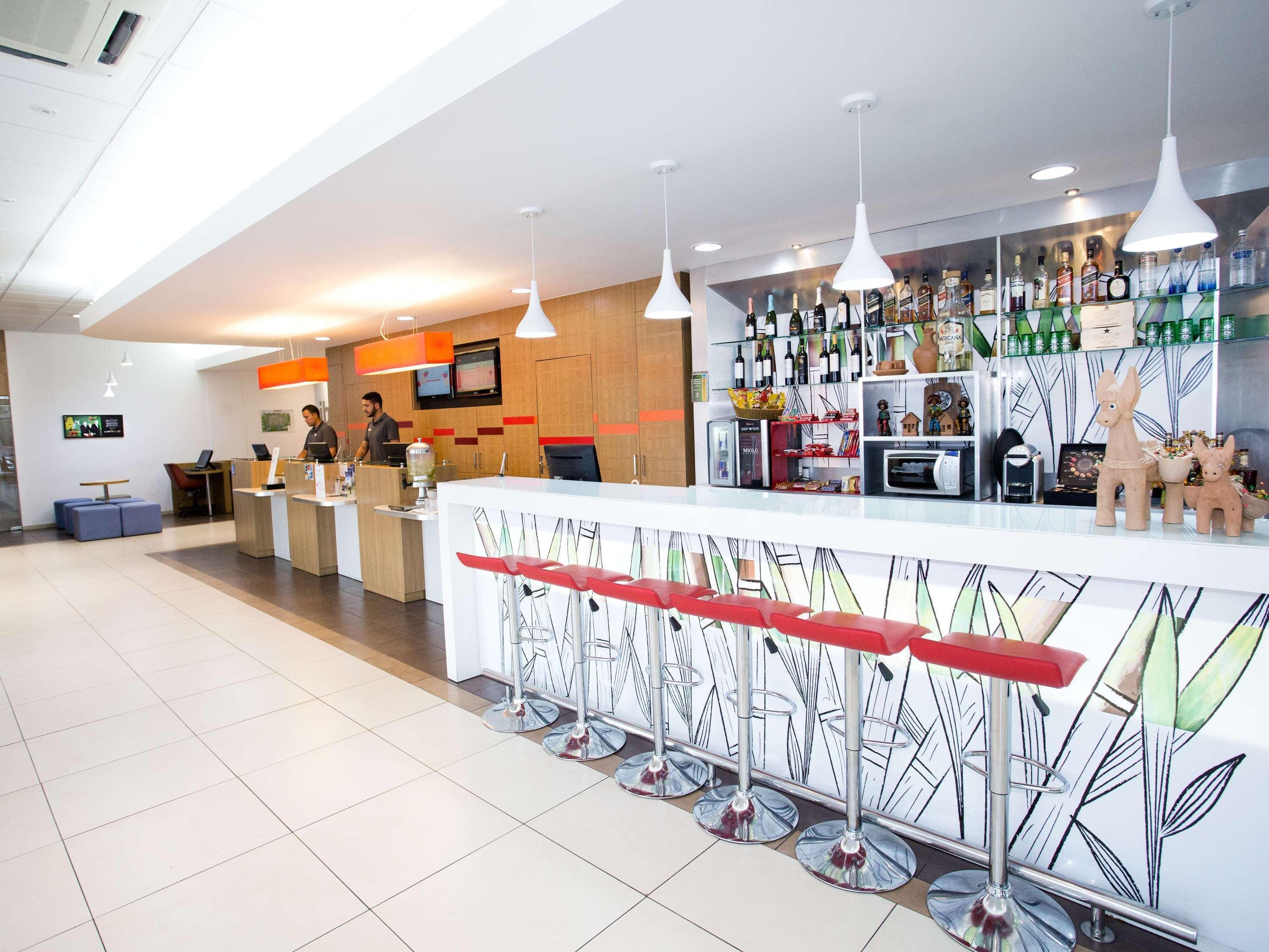 Ibis Feira De Santana Otel Dış mekan fotoğraf
